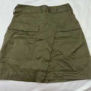 Banana Republic Cargo Skirt Size 4